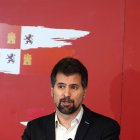 El secretario general del PSOE de Castilla y León y portavoz en las Cortes autonómicas, Luis Tudanca, interviene en la tradicional recepción navideña a la prensa que cada año realiza su partido.