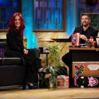 La astronauta Sara García durante su visita a La Revuelta de David Broncano.