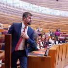 El portavoz del PSOE en las Cortes, Luis Tudanca, durante el debate.