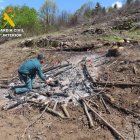 Foco del incendio, localizado en una hoguera mal apagada.