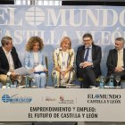 Pablo Lago, Renata López, la consejera de Industria, Comercio y Empleo de Castilla y León, Leticia García, Jorge Izquierdo y Daniel Clavero.