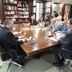 El presidente de la Junta de Castilla y León, Alfonso Fernández Mañueco, recibe al presidente de la Diputación de Zamora, Javier Faúndez, al alcalde de la capital zamorano, Francisco Guarido, y a alcaldes de la comarca Sanabria-Carballeda.