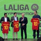 El presidente de la Junta, Alfonso Fernández Mañueco, en la presentación de los calendarios de la RFEF para la temporada 2025-2026.