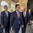 García Carbayo, Mañueco e Iglesias durante la celebración del Día de Provincia en Salamanca.