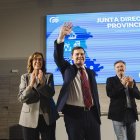 Armisén, Mañueco y Vázquez durante el acto en Palencia.