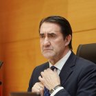 Juan Carlos Suárez-Quiñones comparece en las Cortes para informar sobre el proyecto de ley de Presupuestos Generales de la Comunidad para 2026.