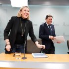 Isabel Blanco comparece tras el Consejo de Gobierno junto a Carlos Fernández Carriedo.