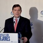 Fernández Mañueco durante su intervención en el encuentro navideño del PP de Ciudad Rodrigo.