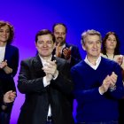 Alfonso Fernández Mañueco y Alberto Núñez Feijóo en el acto de presentación de listas al 15-M.