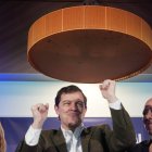 Leticia García, Alfonso Fernández Mañueco y José María Barrios, en el acto de campaña en Toro (Zamora).