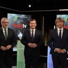 Carlos Pollán, Alfonso Fernández Mañueco y Carlos Martínez, en un momento del último debate.