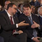 Adrián Barbón y Alfonso Fernández Mañueco en una imagen de archivo