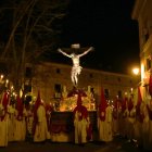 Desfile procesional de la real hermandad del Cristo de las injurias, cofradía del silencio, en Zamora en una imagen de archivo.