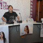 El concejal de Identidad Cultural, Turismo y Fiestas del Ayuntamiento de Palencia, Francisco Fernández, presenta las actuaciones de Luz Casal, Leire Martínez y Ovy on The Drums en las Fiestas de San Antolín.