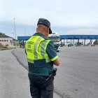 Un agente de la Guardia Civil de Tráfico