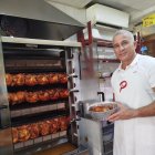 Manuel, gerente de Pollería Paco