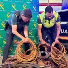 Agentes con el cableado de cobre intervenido