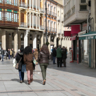 Imagen de archivo de la calle Mayor de Palencia.- ICAL