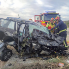 Accidente de tráfico entre un turismo y una furgoneta en la A-6 a su paso por Brazuelo (León) el pasado noviembre en el que falleció una mujer de 45 años.- ICAL
