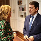 El presidente de la Junta de Castilla y León, Alfonso Fernández Mañueco, mantiene un encuentro con la ministra de Educación, Formación Profesional y Deportes, Pilar Alegría. ICAL