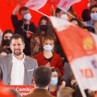 Luis Tudanca, en el acto de cierre de campaña en Valladolid.- E. PRESS