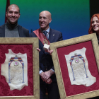 Pablo Álvarez y Sara García reciben el título de Hijos Predilectos de la Ciudad de León.- ICAL