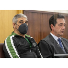 El acusado Bernardo Montoya, durante el juicio por el asesinato y violación de Laura Luelmo. E. P.
