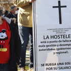 Las hostelería volvía a salir a la calle ayer en Valladolid para exigir ayudas y la apertura. PHOTOGENIC