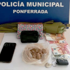 Material incautado por la Policía de Ponferrada a un hombre de 48 años - ICAL