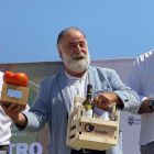 III Feria del Tomate de Martín Muñoz de las Posadas, con Pérez Andrés en el centro.- ICAL