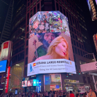 Una de las pantallas en Times Square en Nueva York donde se  promociona el Museo de los Cuentos y la Ciencia de Paredes de Nava. ICAL