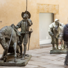 Apertura de la exposición 'Mayoral, un pintor que modelaba' en la Torre de los Anaya en Salamanca