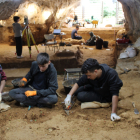 Excavación en la cueva de Prado Vargas, en Ojo Guareña.ECB