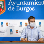 El alcalde de Burgos, Daniel de la Rosa, informa en rueda de prensa sobre la reunión mantenida el martes regidores de Castilla y León y el presidente de la Junta, así como de otros temas de interés para la ciudad - ICAL