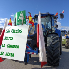 Foto de archivo de una tractorada de protesta por el precio de la leche - EUROPA PRESS