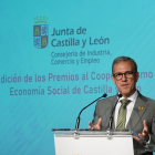 El consejero de Industria, Comercio y Empleo, Mariano Veganzones, preside la entrega de los XIII Premios de Economía Social y Cooperativismo de Castilla y León. -ICAL