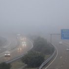 Niebla en la A-62 a su paso por Valladolid. -ICAL