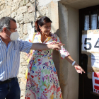 La socialista Ana Sánchez visitó la localidad zamorana que suma 542 días con el consultorio cerrado. - EM