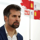 El secretario general del PSOE de Castilla y León, Luis Tudanca, ante los medios este jueves. ICAL