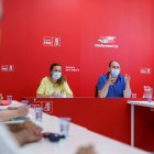 La vicesecretaria general del PSOECyL, Virginia Barcones, y el secretario general del PSOE de Segovia, José Luis Aceves, se reúnen con alcaldes y concejales socialistas de la provincia. - ICAL