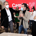 El expresidente del gobierno, José Luis Rodríguez Zapatero y el candidato a la presidencia de la Junta de Castilla y León, Luis Tudanca, participan en la clausura de la Escuela de Gobierno del PSCyL en Salamanca. - ICAL
