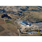 Castilla y León contabiliza unas 400 canteras mineras, con más de 4.000 empleos directos y una producción superior a 15 millones de toneladas. En la imagen, una cantera de pizarra. - ICAL