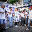 Concentración en la plaza de las Mujeres el jueves en repulsa del asesinato de Diolimar. GONZALO MONTESEGURO