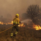 Extinción de un incendio en Castilla y León. EP