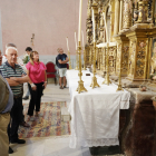 El consejero de Cultura, Turismo y Deporte, Gonzalo Santonja, visita la iglesia de Santa María del Castillo de Torrecilla de la Orden (Valladolid). ICAL