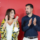 El secretario general del PSOE en Castilla y León, Luis Tudanca, junto a Adriana Lastra.- ICAL