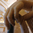 La escultura de Apolo de la Granja íntegra tras recuperar el meñique - ICAL