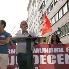 Los secretarios generales de CCOO, Vicente Andrés, y UGT, Faustino Temprano, participan en Valladolid, junto a delegados de ambos sindicatos, en una concentración con motivo del Día del Trabajo Decente con el lema 'Justicia salarial'. Ical