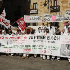 El comité de empresa de Jupiter Bach celebra una concentración de protesta por el ERE presentado por la compañía para la totalidad de la plantilla. - ICAL