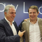 Elías Bendodo y Alfonso Fernández Mañueco durante la Junta Directiva Autonómica del PP.- ICAL